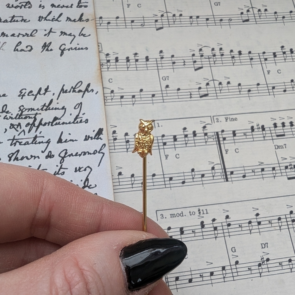 Gold Owl Stick Pin - Picture 2 of 6